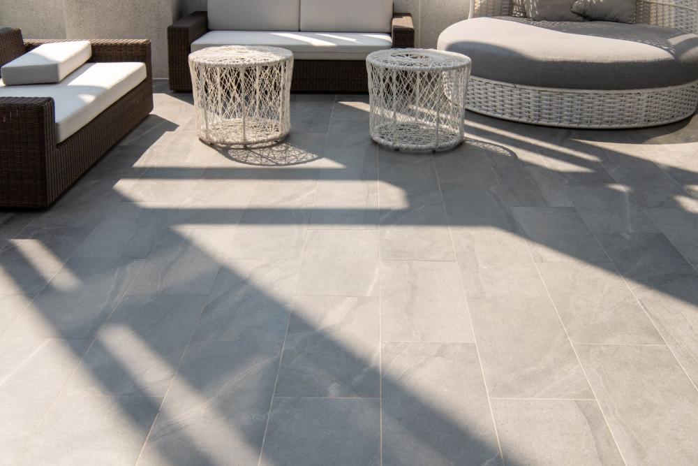 Carrelage extérieur jour